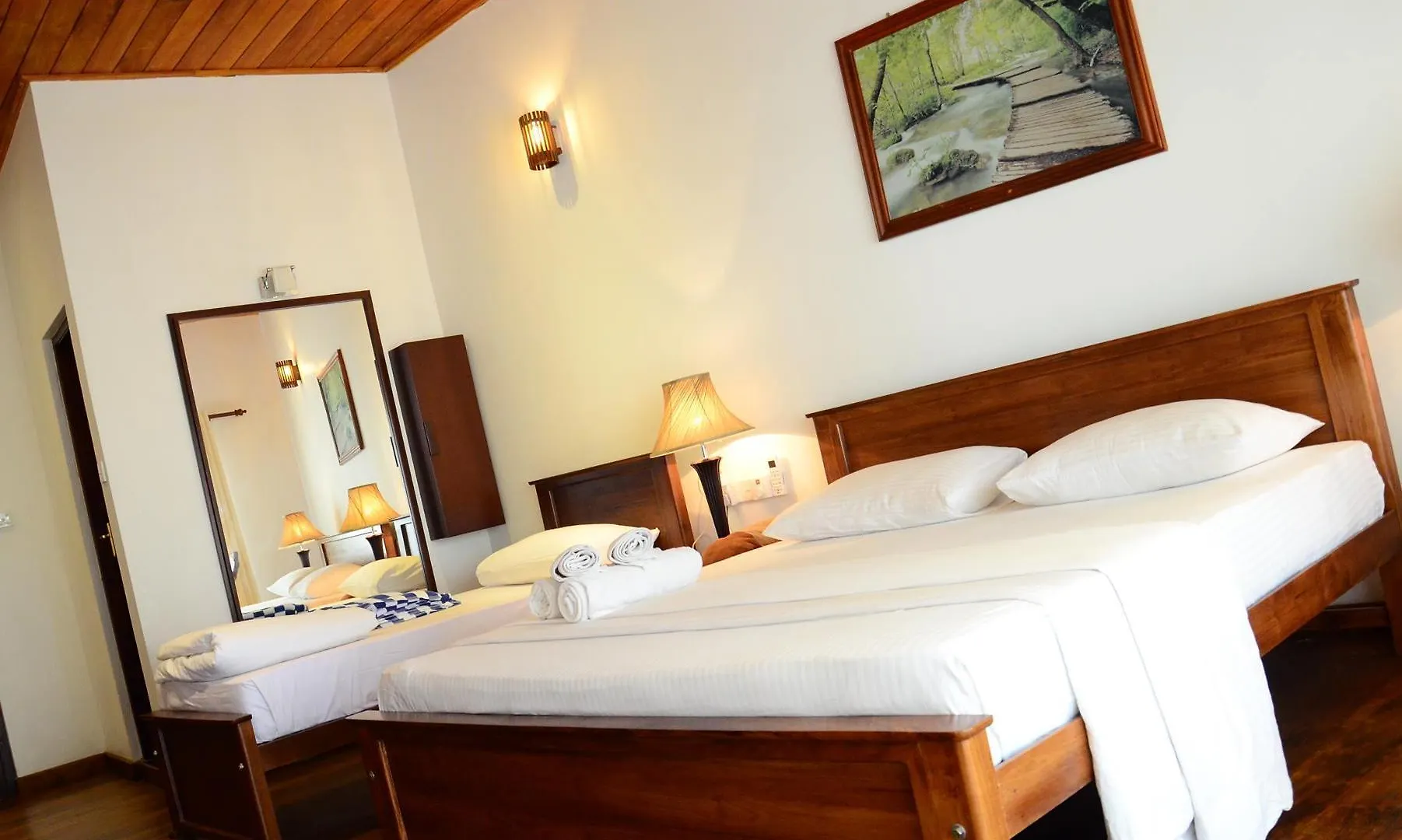 Hotel See קנדי