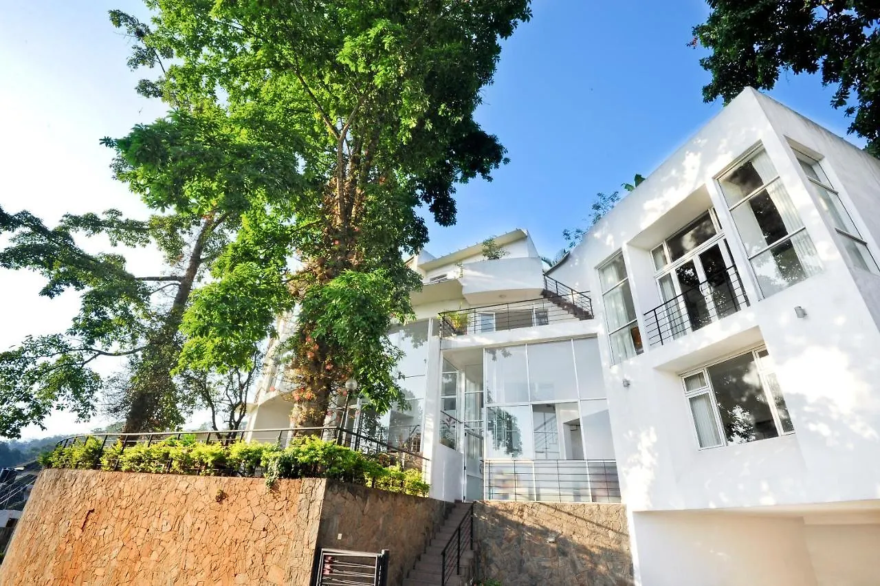 Hotel See Kandy 3*,